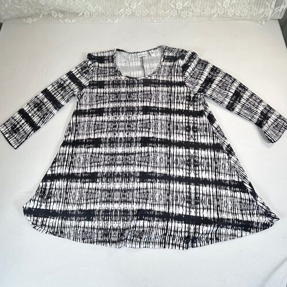 Kim‎ Rogers Womens Medium Black White Abstract Geometric 3/4 Sleeve Tunic 01713